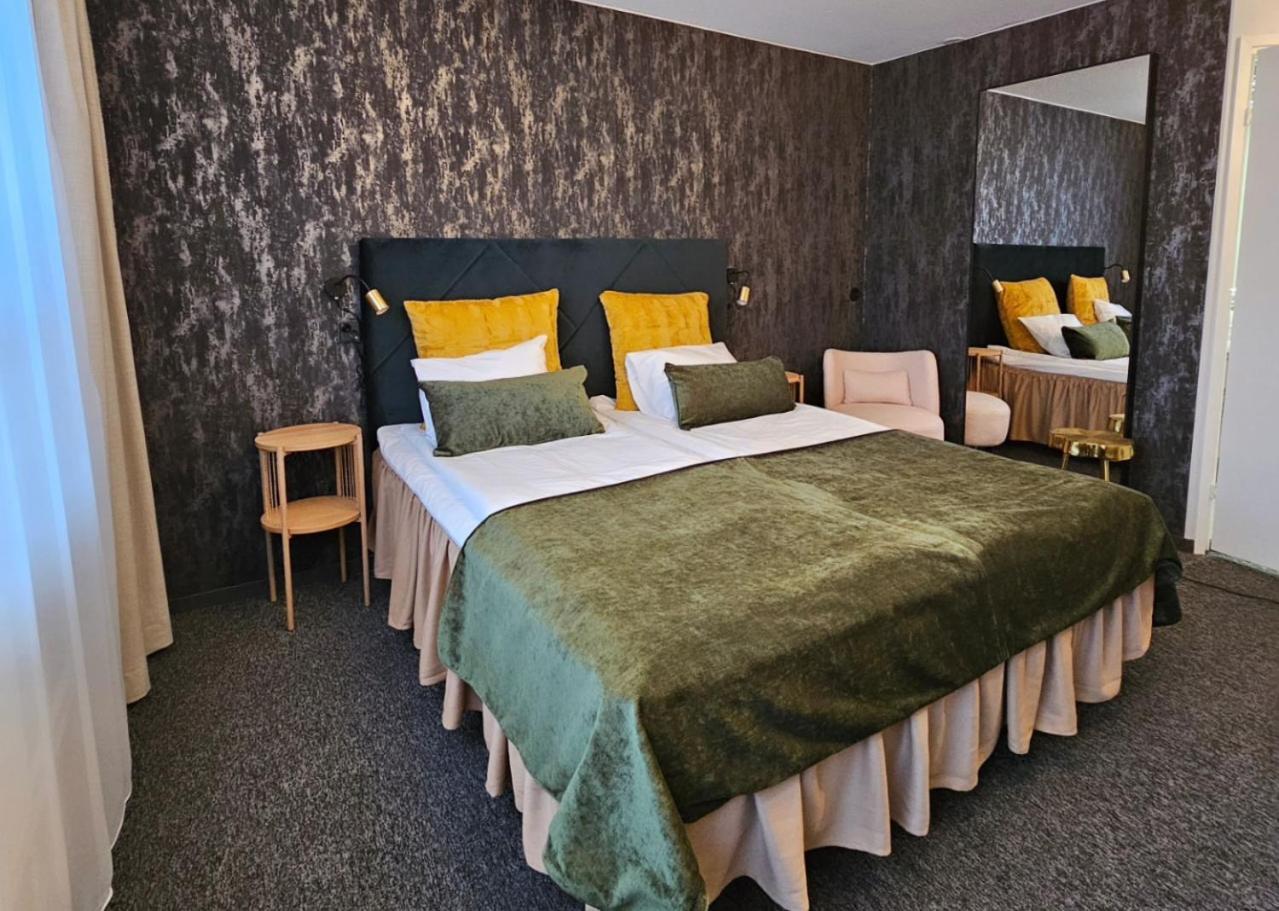 האוקיפודאס Samantta Hotel & Restaurant מראה חיצוני תמונה