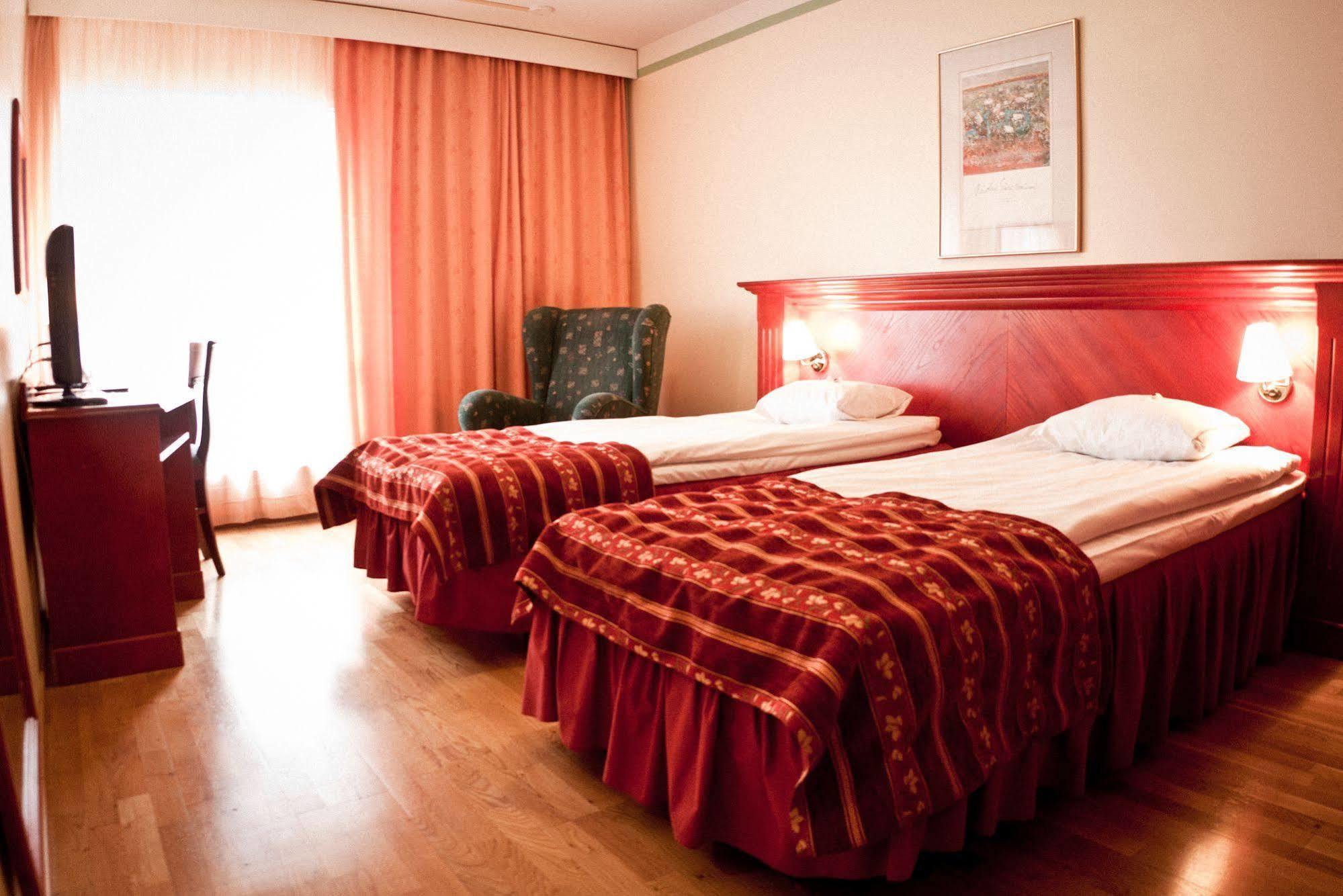 האוקיפודאס Samantta Hotel & Restaurant מראה חיצוני תמונה